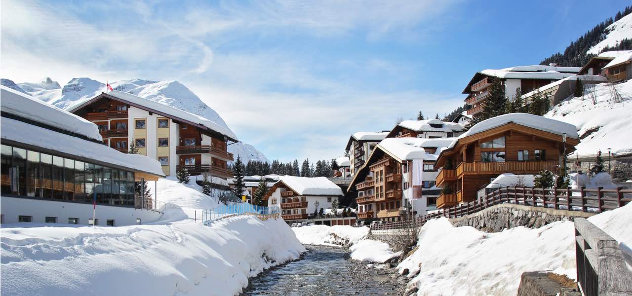 Зима на горнолыжном курорте Лех в Австрии