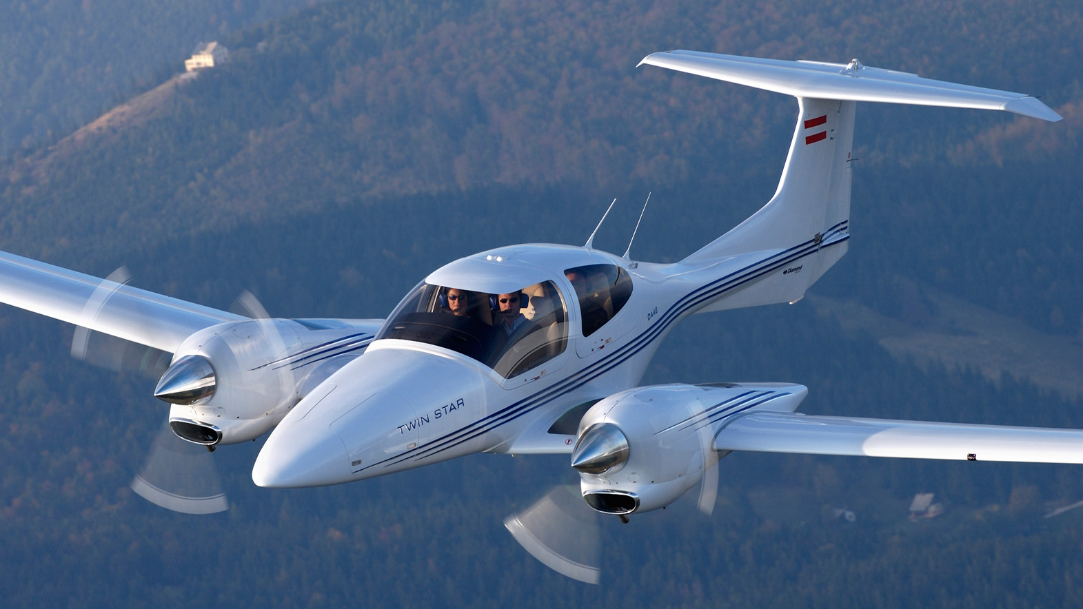 DIAMOND DA42 TWINSTAR