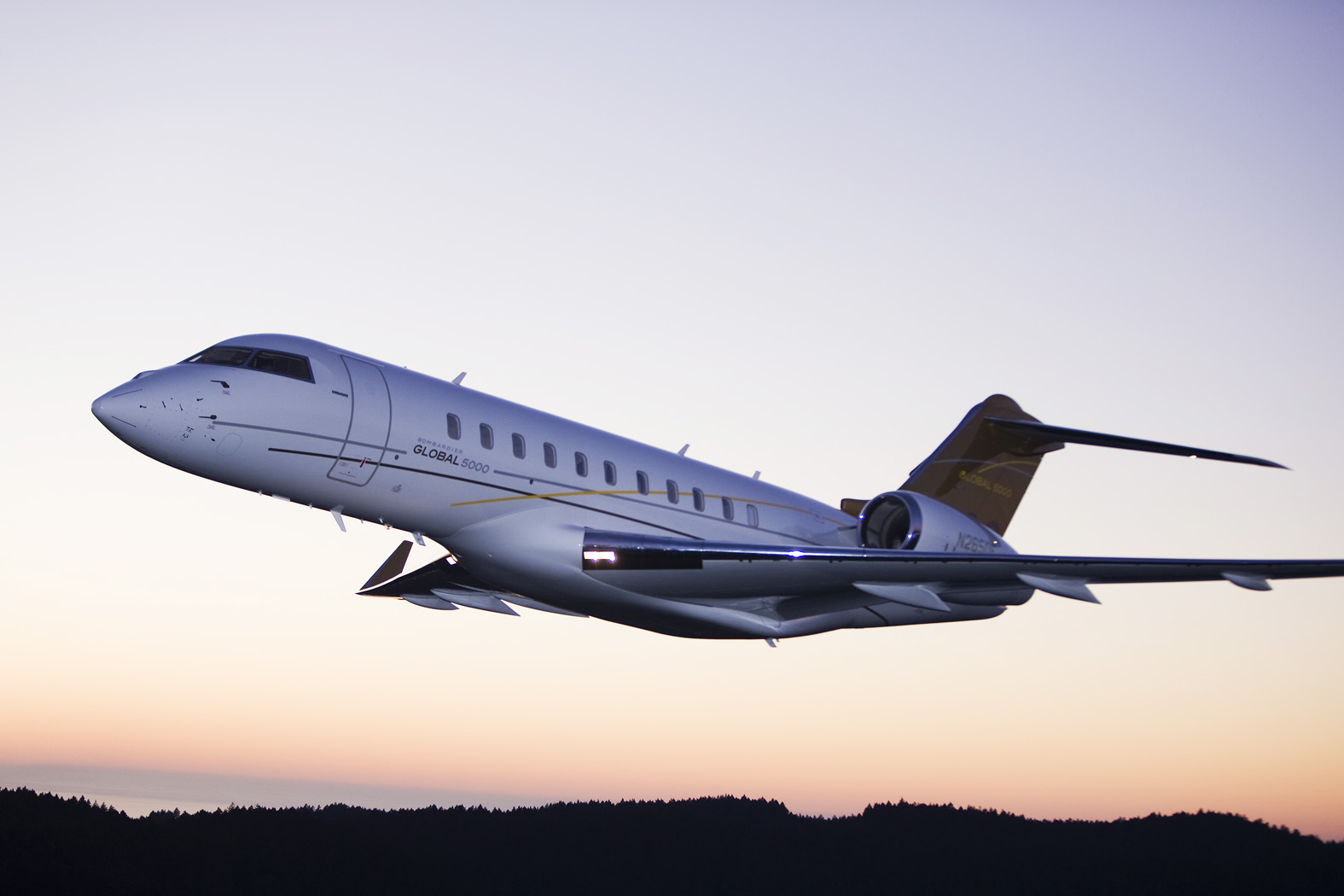 BOMBARDIER GLOBAL 5000