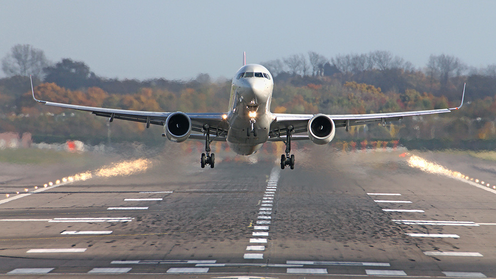 BOEING B757-200F BOEING B757-200F