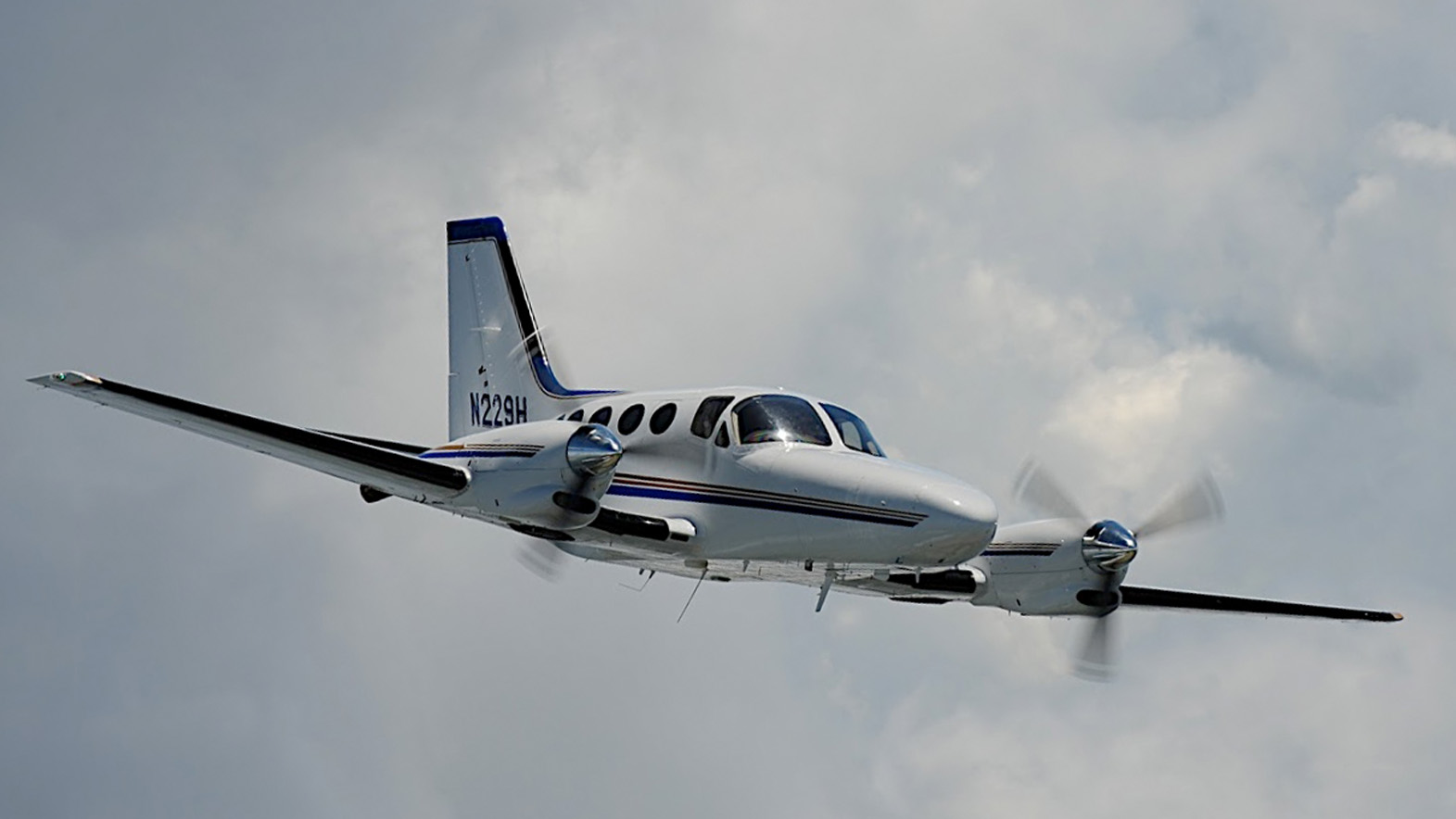 CESSNA 421C GOLDEN EAGLE