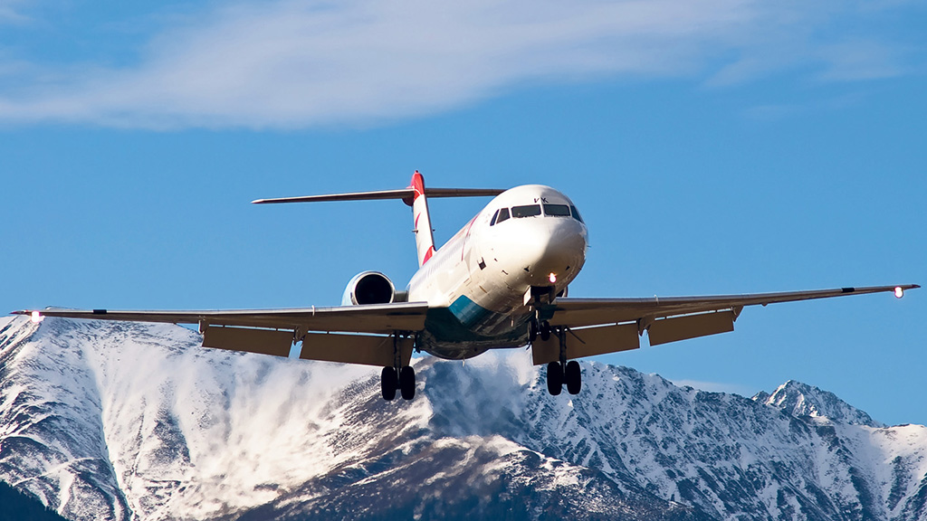 FOKKER 100